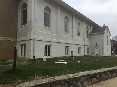 Robert Ball Senior Family Burial Ground cemetery in front of Clarendon Methodist Church building