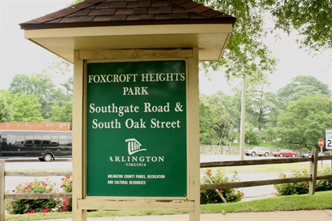 Entrance-to-Foxcroft-Heights-Park.jpg