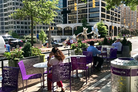 Rosslyn parklet.jpg